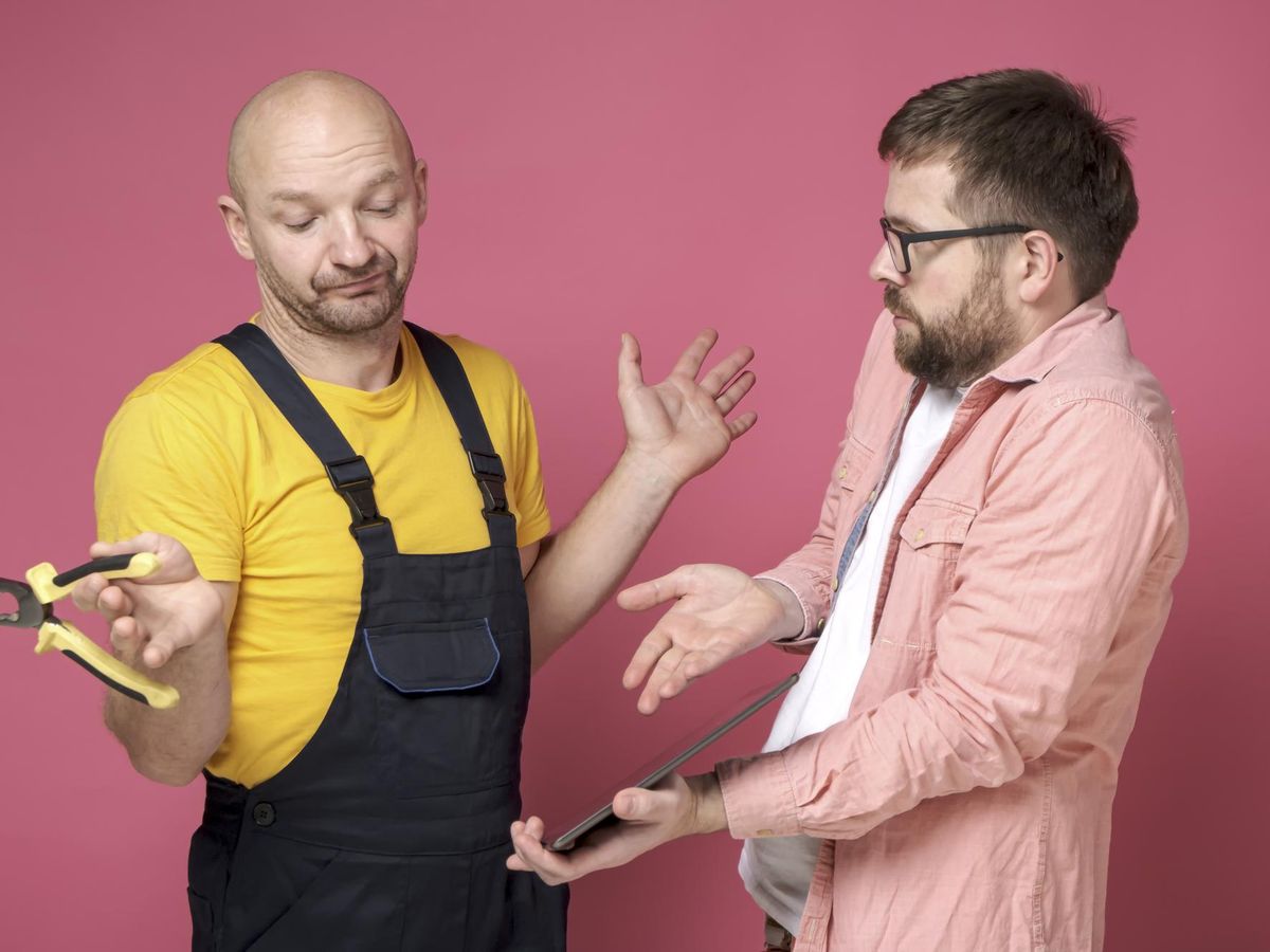 Porównanie usług telekomunikacyjnych dla różnych branż: jak dopasować ofertę do potrzeb firmy?